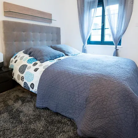 Maison Leonard بيت للعطل