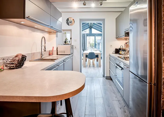 Maison Léonard Hébergement de vacances *