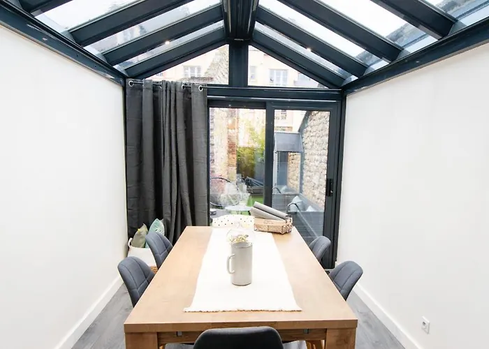 Maison Léonard Hébergement de vacances *